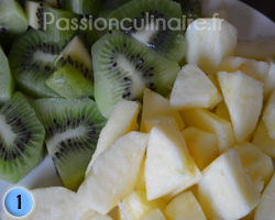 Kiwis et pomme coup�s
