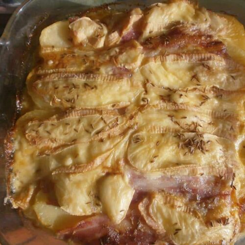 Gratin de pommes de terre au munster et poitrine fumée