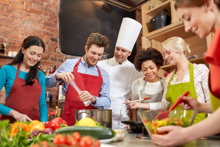 Cuisiner en groupe