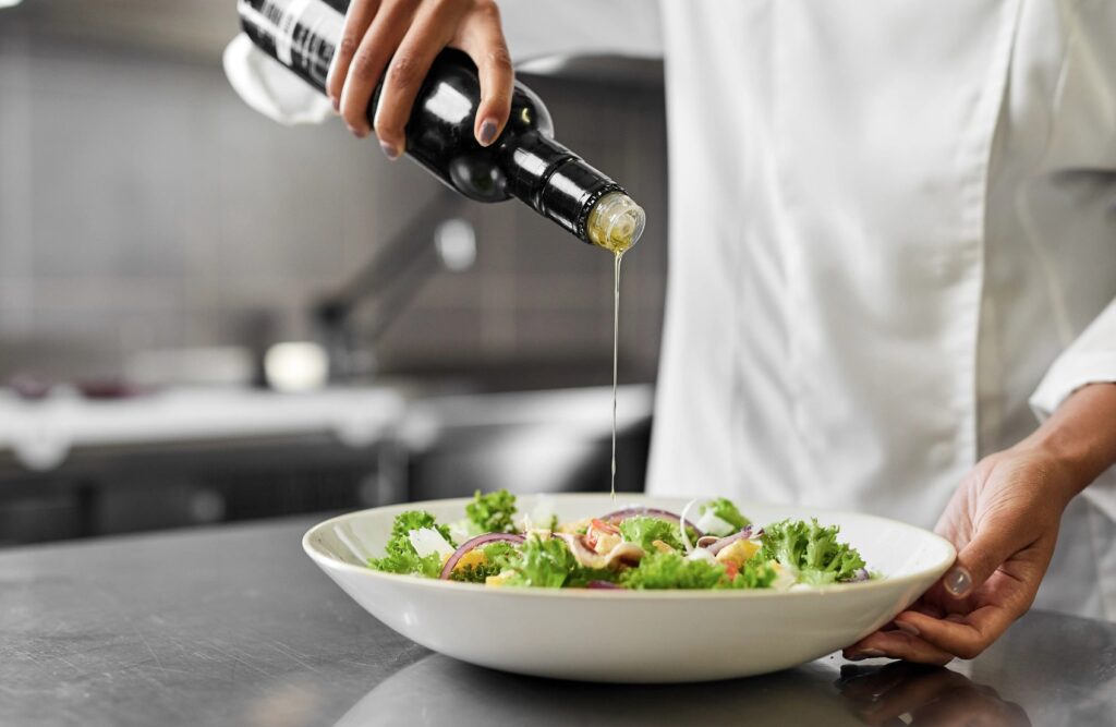 Comment choisir une huile d'olive pour cuisiner selon l'usage